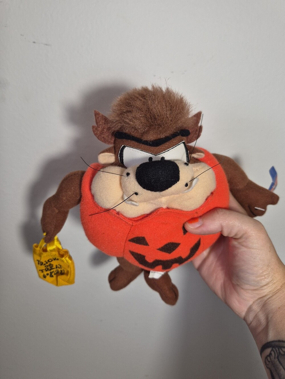 Taz Halloween Plush - Picture 6 of 8